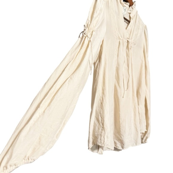 HAUTE HIPPIE 100% Silk Long Sleeve Boho Peasant Blouse With Lace Details - Picture 4 of 10